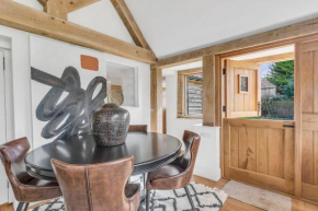 Honeysuckle Cottage - Hot Tub Packages Available